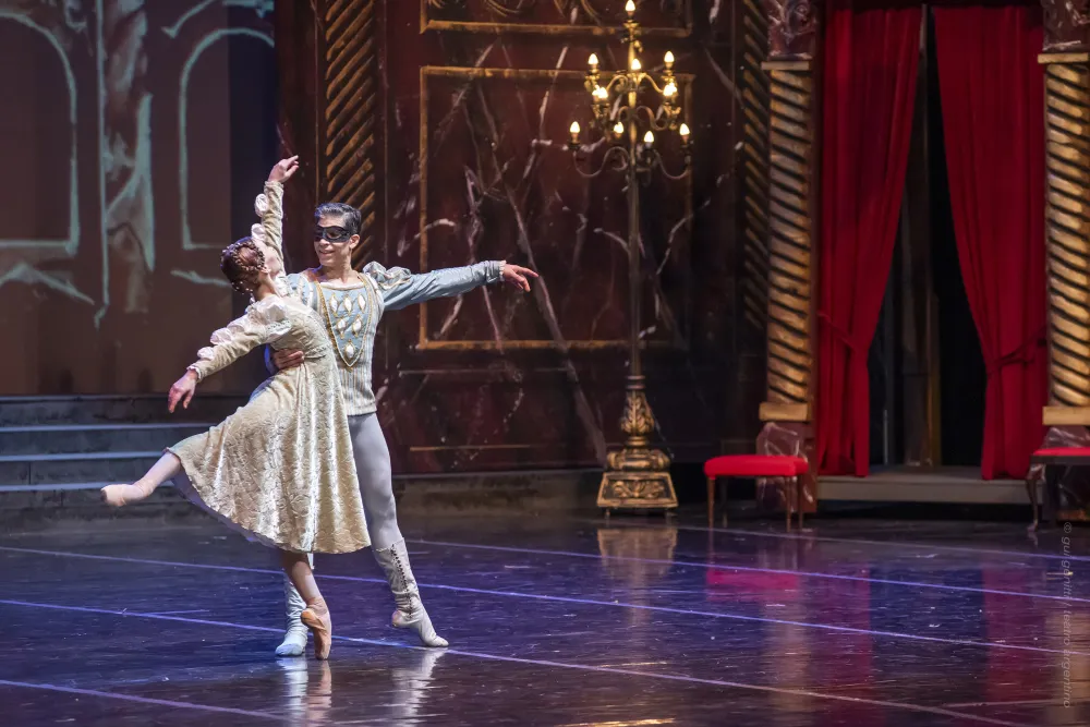 Vuelve el ballet al Teatro Argentino con “Romeo y Julieta”
