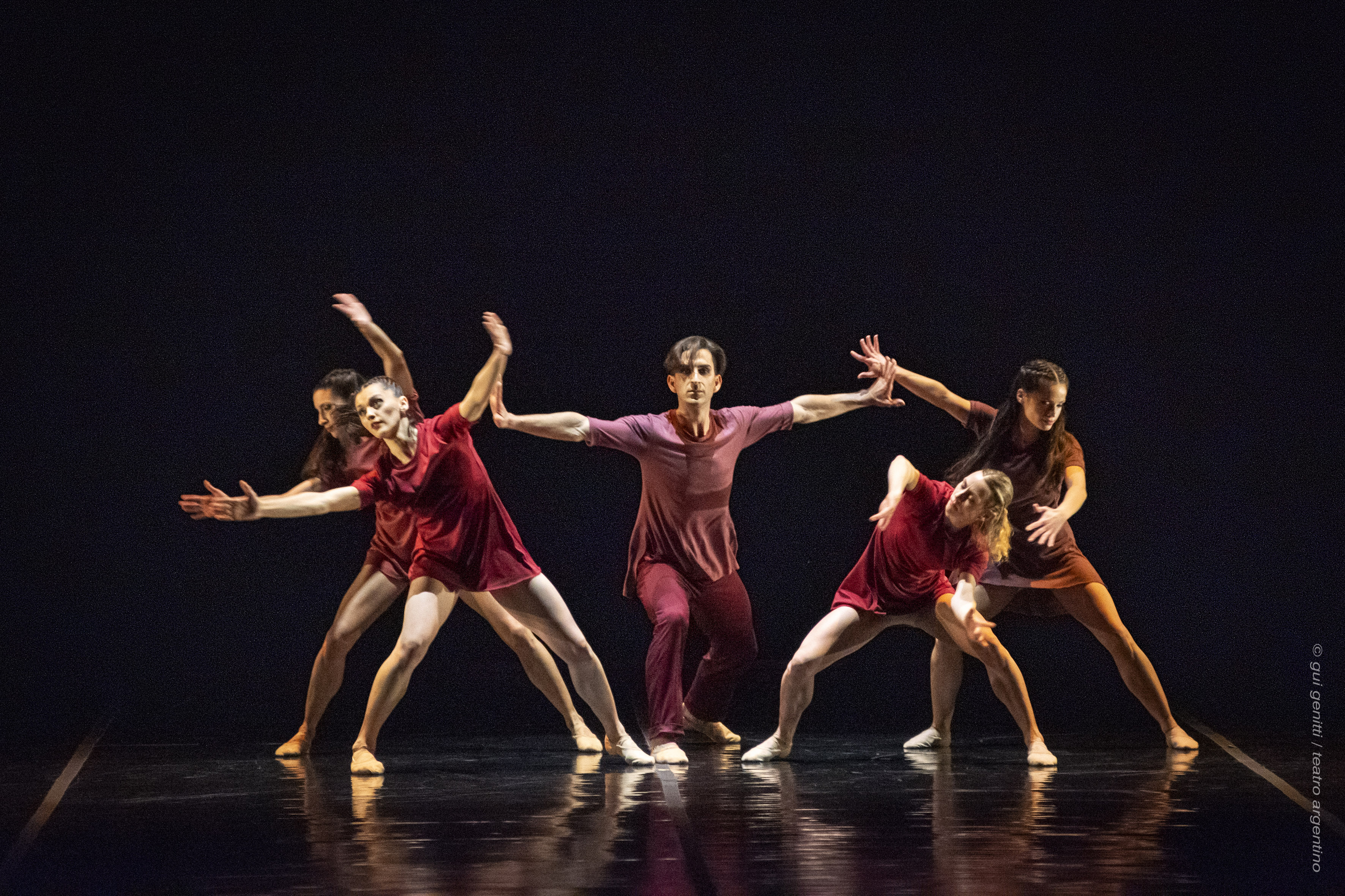 Programa de Ballet Contemporáneo  | Viernes 19/6 | 20:00